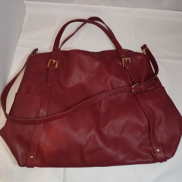 Burgandy Leather Tote with silver hardware. - Picture 1 of 4